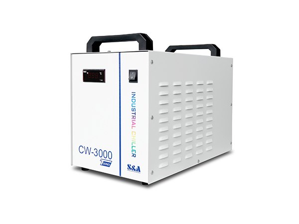 �޷Ĳ�С�ͼ����Կ̻���ˮ��CW-3000�ϵ���ʾ���ܵ���ˮ��������