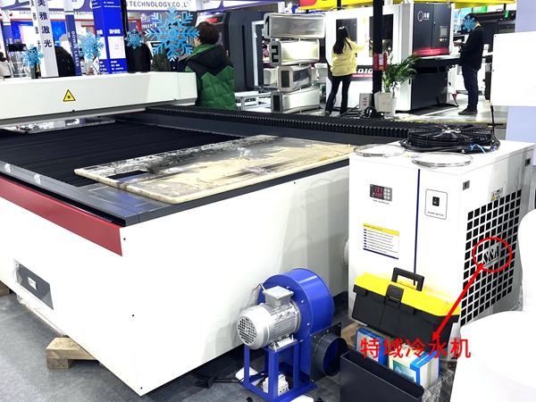 �����и�ʵ�ָ��Ի��۾���������